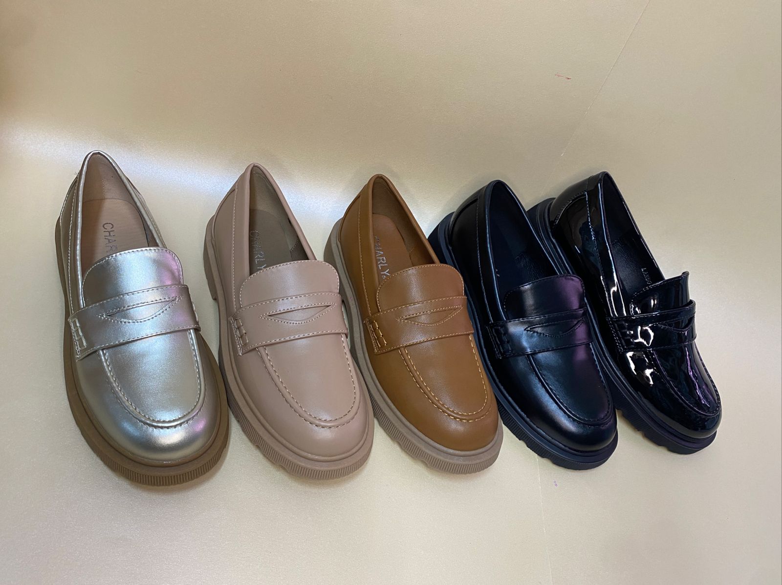 LANDO – Tiendas Charly